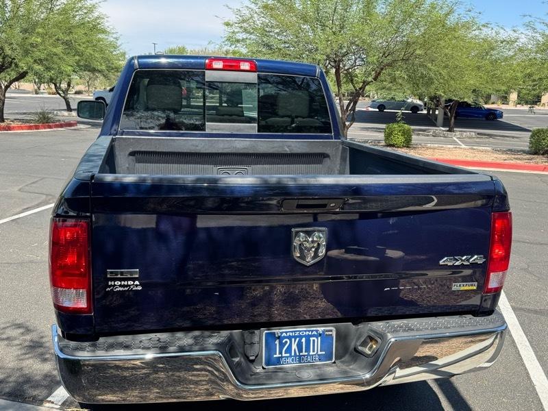 RAM 1500 SLT Quad Cab 4WD 2017