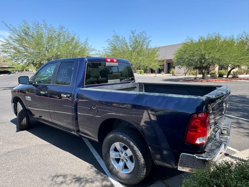 RAM 1500 SLT Quad Cab 4WD 2017