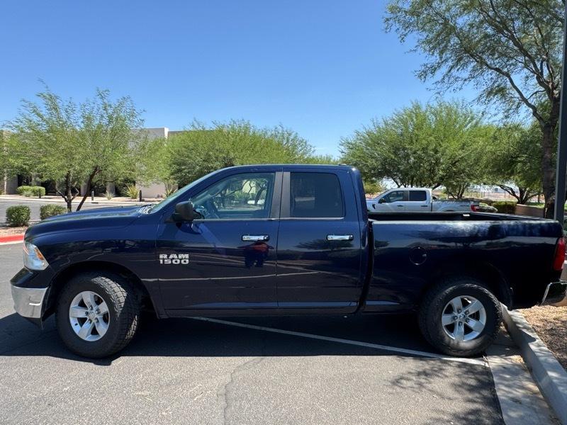 RAM 1500 SLT Quad Cab 4WD 2017