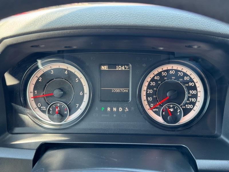 RAM 1500 SLT Quad Cab 4WD 2017