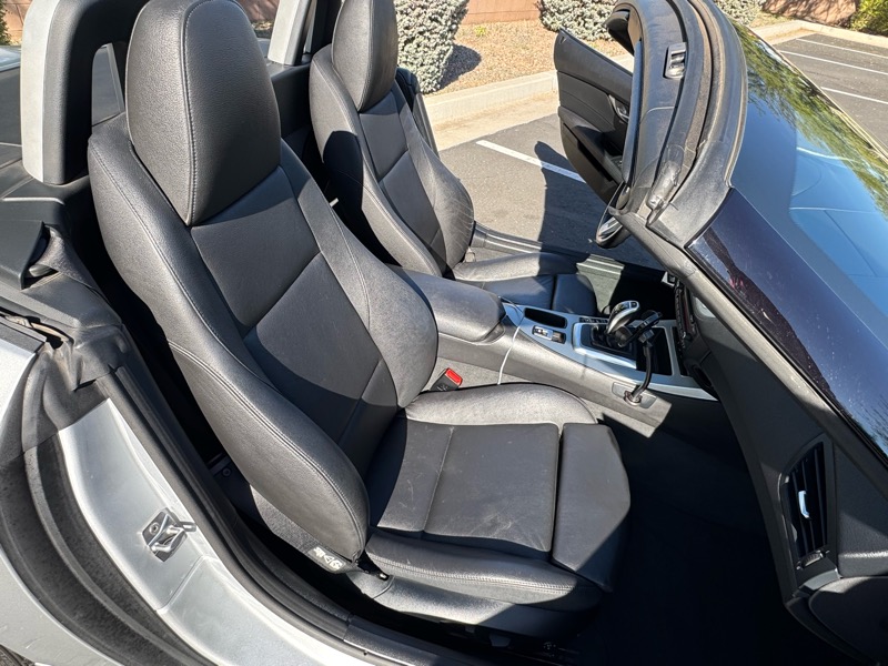 BMW Z4 sDrive35i 2011