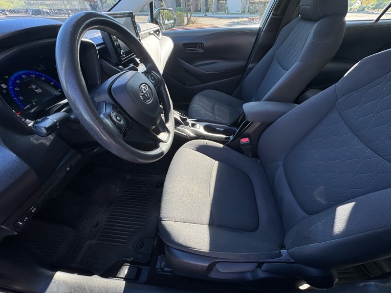 Toyota Corolla LE Hybrid 2022