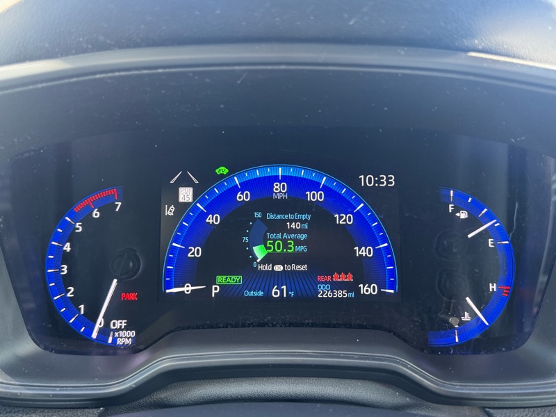 Toyota Corolla LE Hybrid 2022