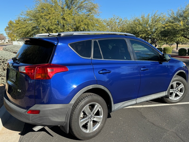 Toyota RAV4 XLE FWD 2015