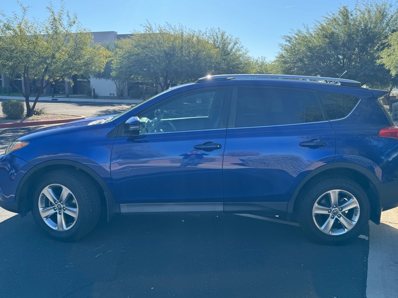 Toyota RAV4 XLE FWD 2015