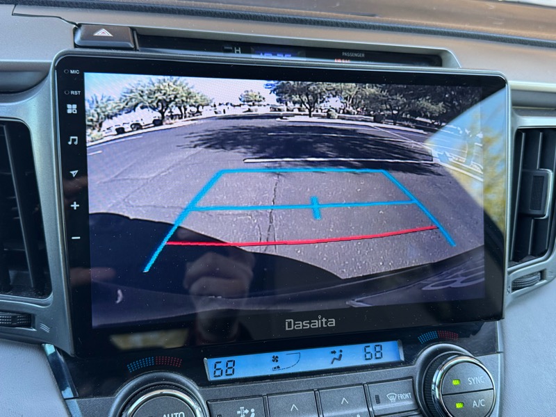 Toyota RAV4 XLE FWD 2015