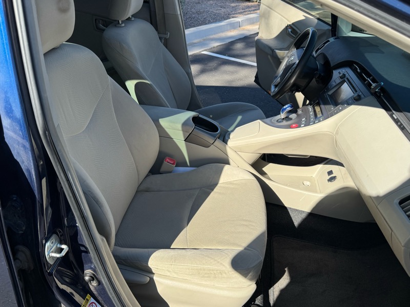 Toyota Prius Three 2012