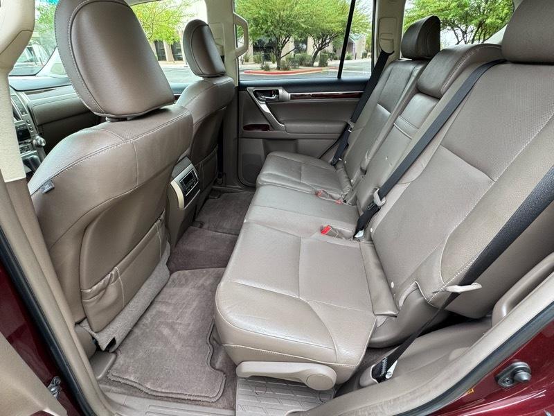 Lexus GX 460 Sport Utility 2012