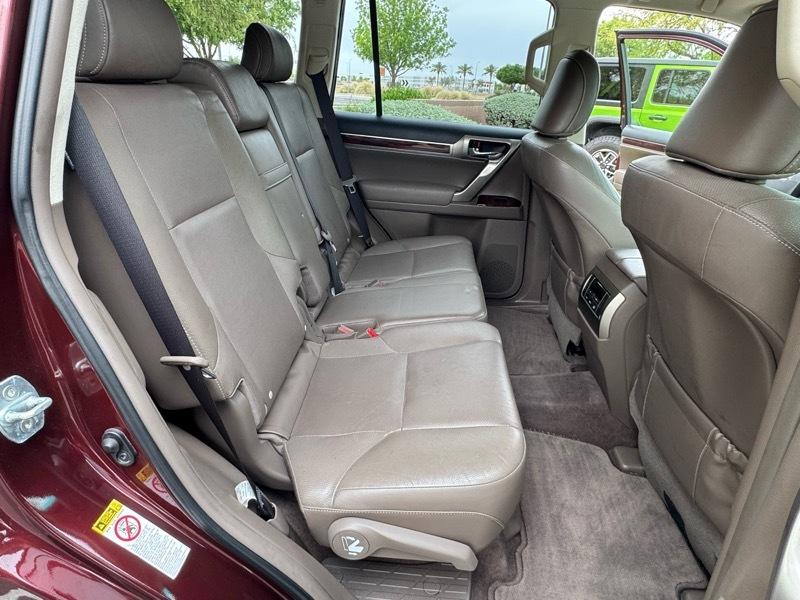 Lexus GX 460 Sport Utility 2012