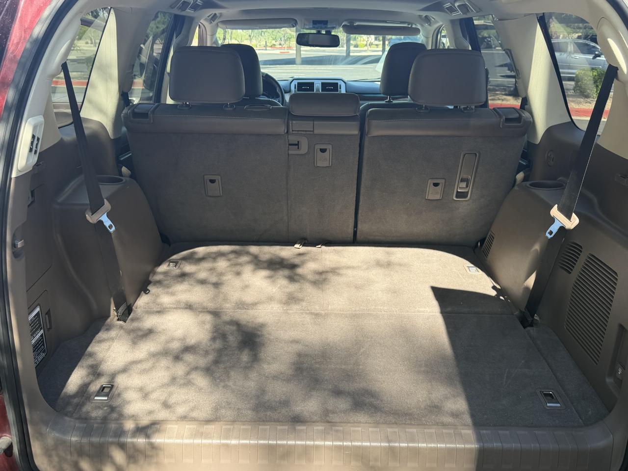 Lexus GX 460 Sport Utility 2012