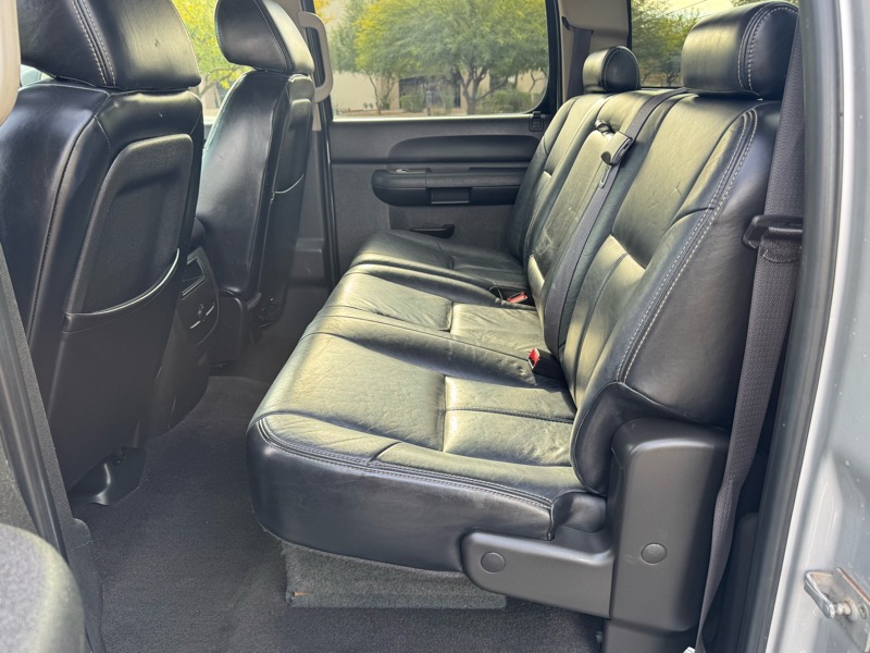 Chevrolet Silverado 2500HD LT Crew Cab 4WD 2010