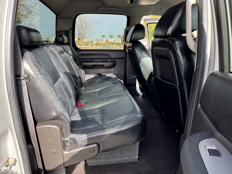 Chevrolet Silverado 2500HD LT Crew Cab 4WD 2010