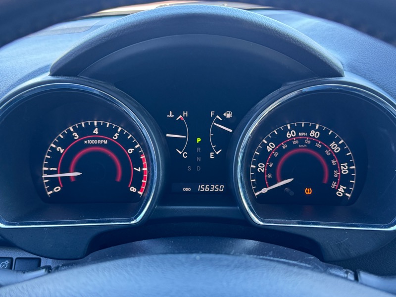 Toyota Highlander Base 2WD V6 2010