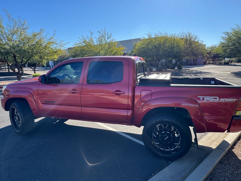 Toyota Tacoma PreRunner Double Cab V6 2WD 2014