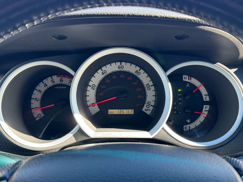 Toyota Tacoma PreRunner Double Cab V6 2WD 2014