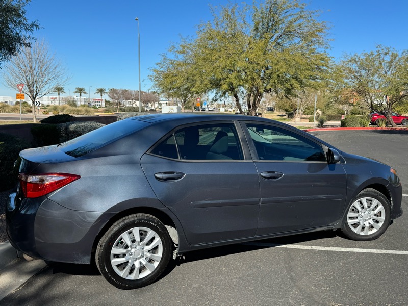 Toyota Corolla LE 2018