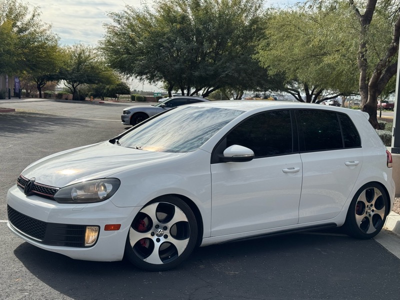 2013 Volkswagen GTI Base 4D Hatchback