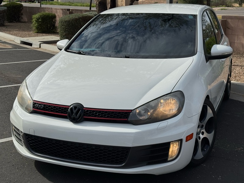 Volkswagen GTI Base 4D Hatchback 2013