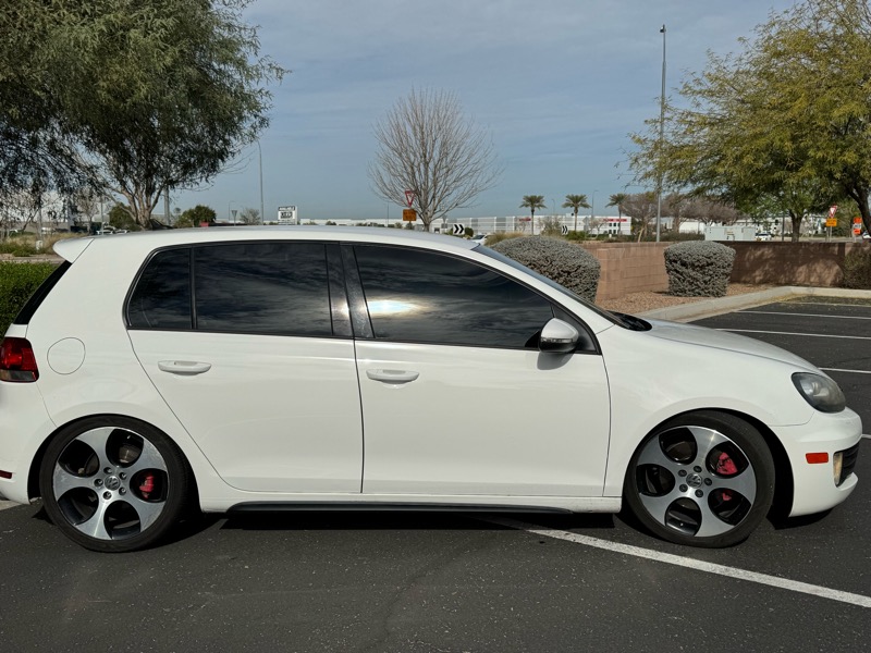 Volkswagen GTI Base 4D Hatchback 2013