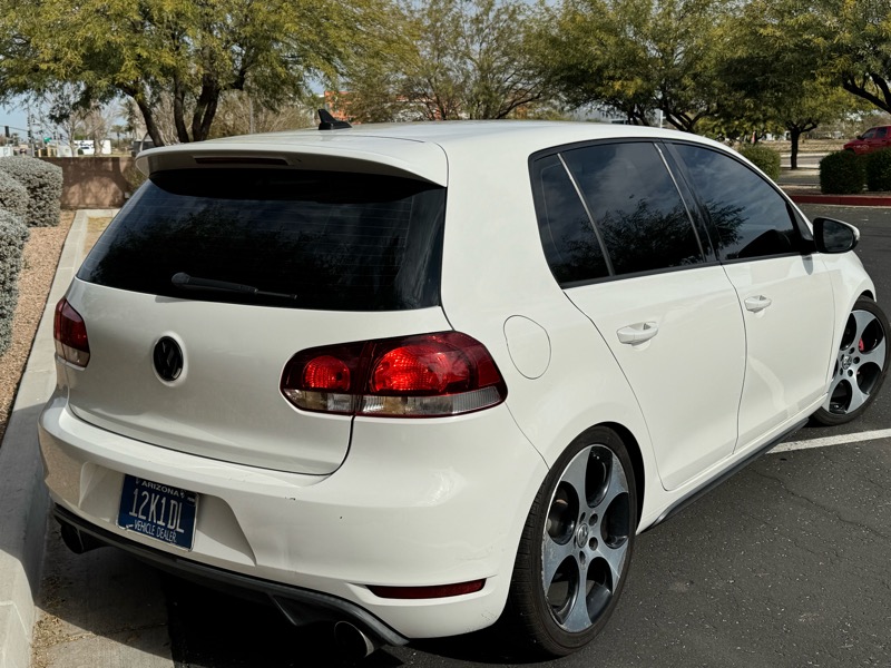 Volkswagen GTI Base 4D Hatchback 2013