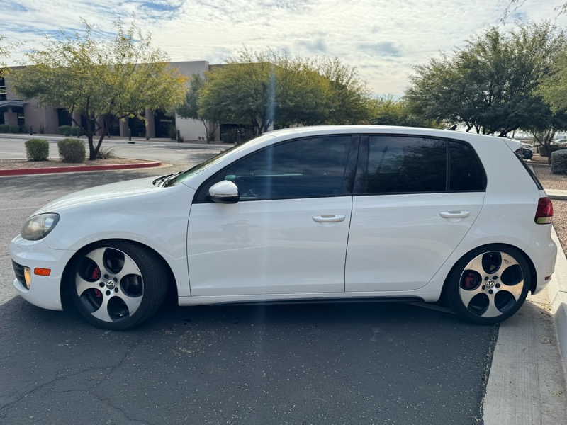 Volkswagen GTI Base 4D Hatchback 2013