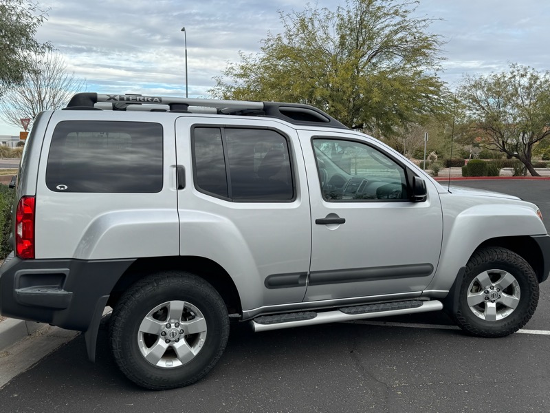 Nissan Xterra S 4WD 2012