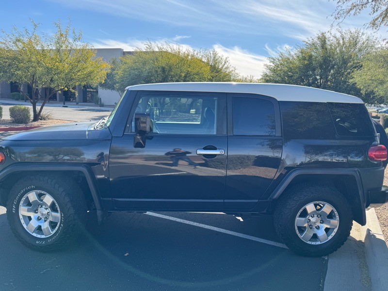 Toyota FJ Cruiser 2WD 2008