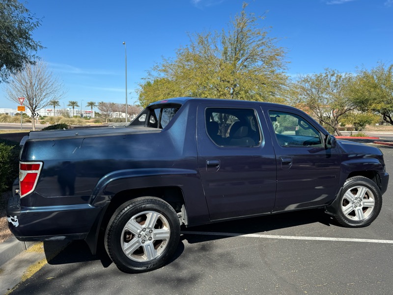 Honda Ridgeline RTL w/ Navigation 2011