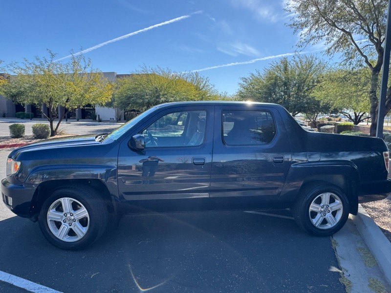 Honda Ridgeline RTL w/ Navigation 2011