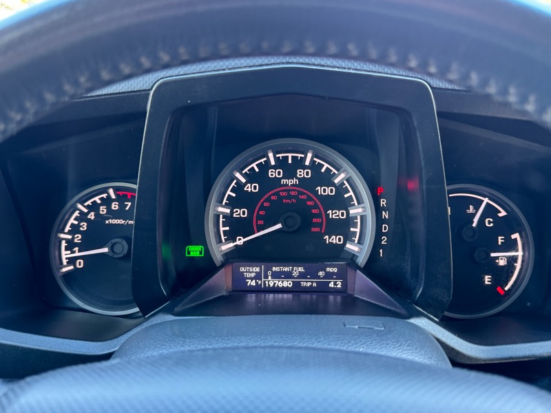 Honda Ridgeline RTL w/ Navigation 2011