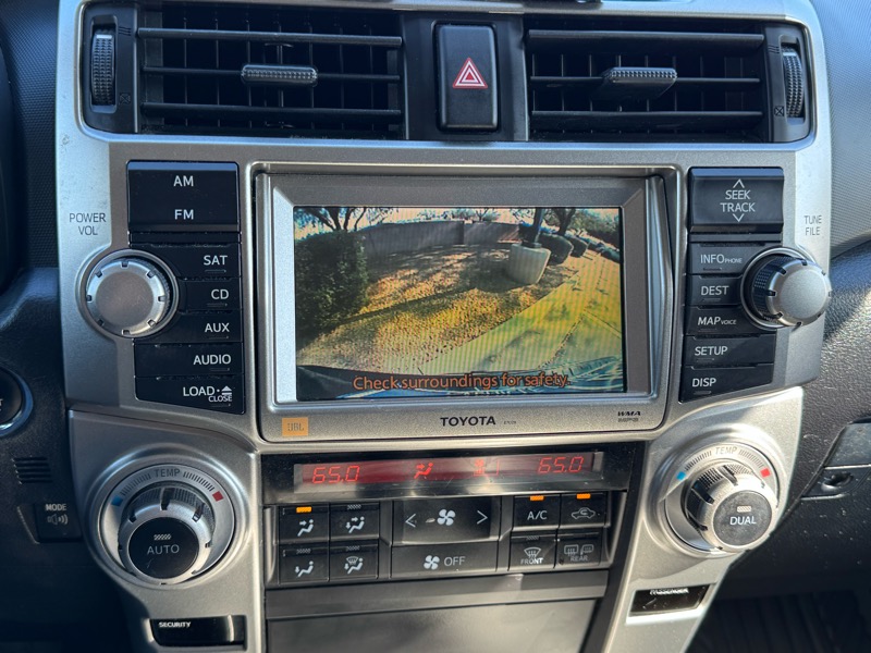 Toyota 4Runner Limited 4WD 2013