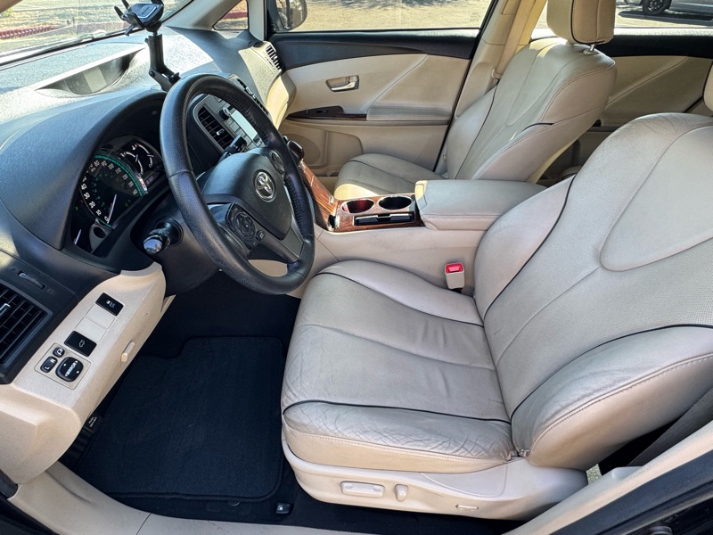 Toyota Venza XLE V6 AWD 2015