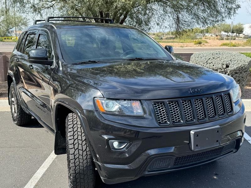 Jeep Grand Cherokee Laredo 4WD 2015