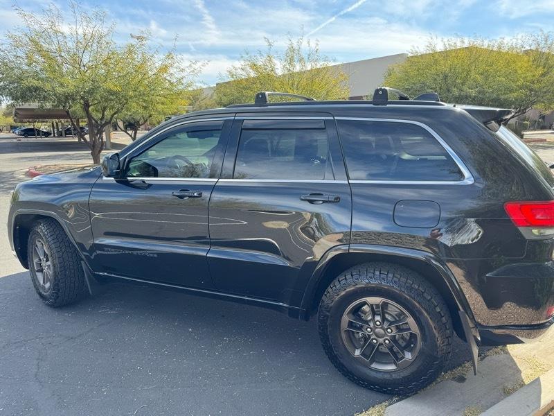 Jeep Grand Cherokee Laredo 4WD 2015