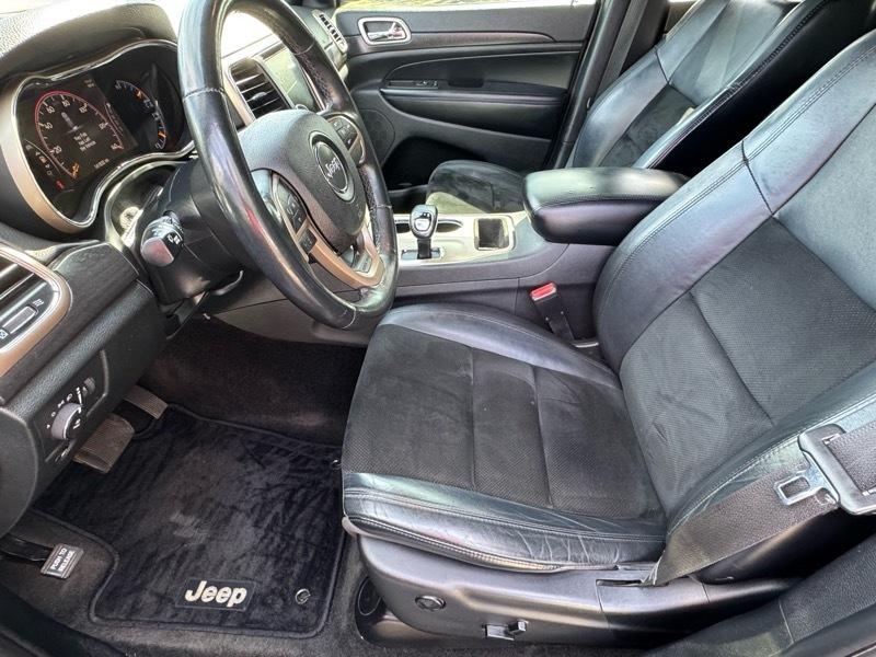 Jeep Grand Cherokee Laredo 4WD 2015