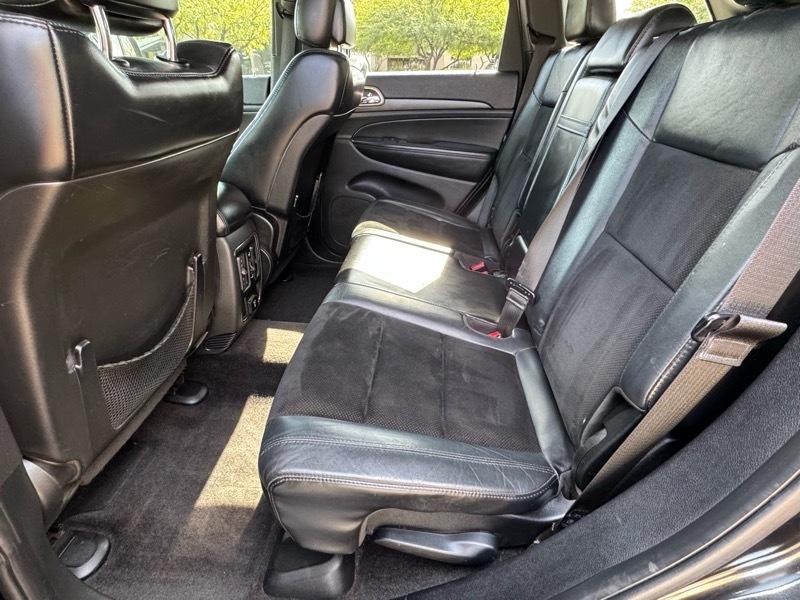 Jeep Grand Cherokee Laredo 4WD 2015