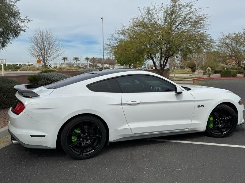 Ford Mustang GT Premium Coupe 2019