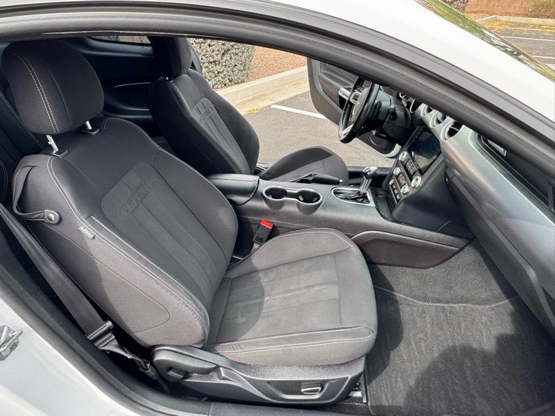 Ford Mustang GT Premium Coupe 2019