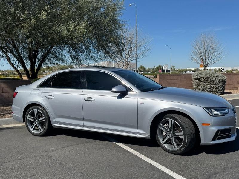 Audi A4 2.0T Premium Plus quattro Sedan 2017