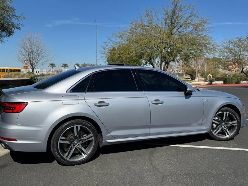 Audi A4 2.0T Premium Plus quattro Sedan 2017