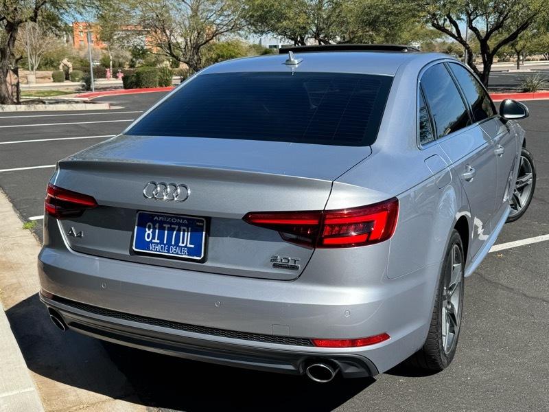 Audi A4 2.0T Premium Plus quattro Sedan 2017