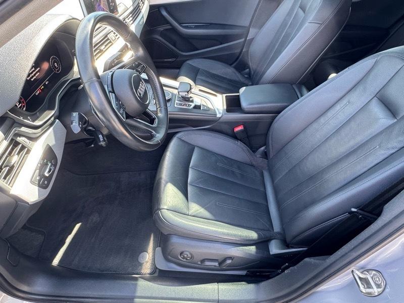 Audi A4 2.0T Premium Plus quattro Sedan 2017