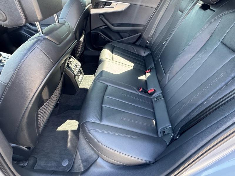 Audi A4 2.0T Premium Plus quattro Sedan 2017