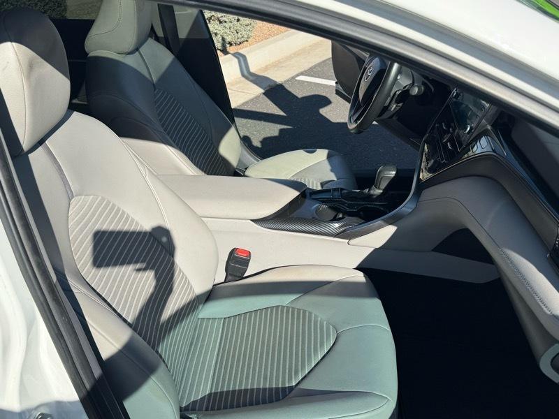 Toyota Camry SE 2022