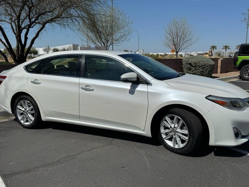 Toyota Avalon XLE 2014
