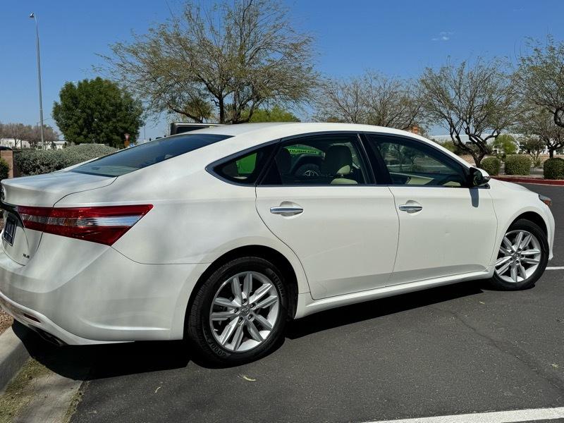 Toyota Avalon XLE 2014
