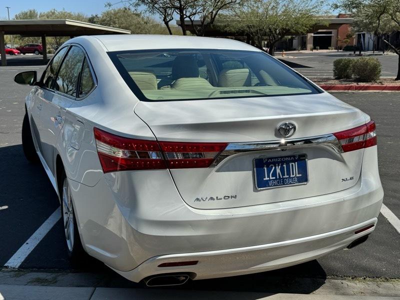 Toyota Avalon XLE 2014