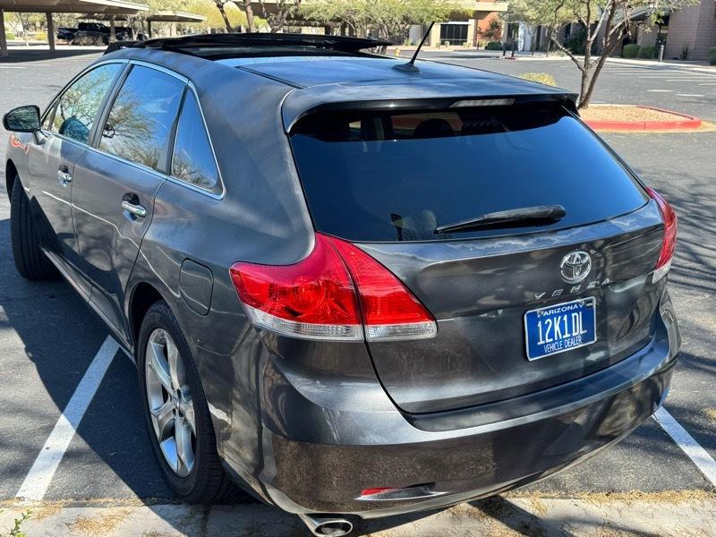 Toyota Venza FWD V6 2010