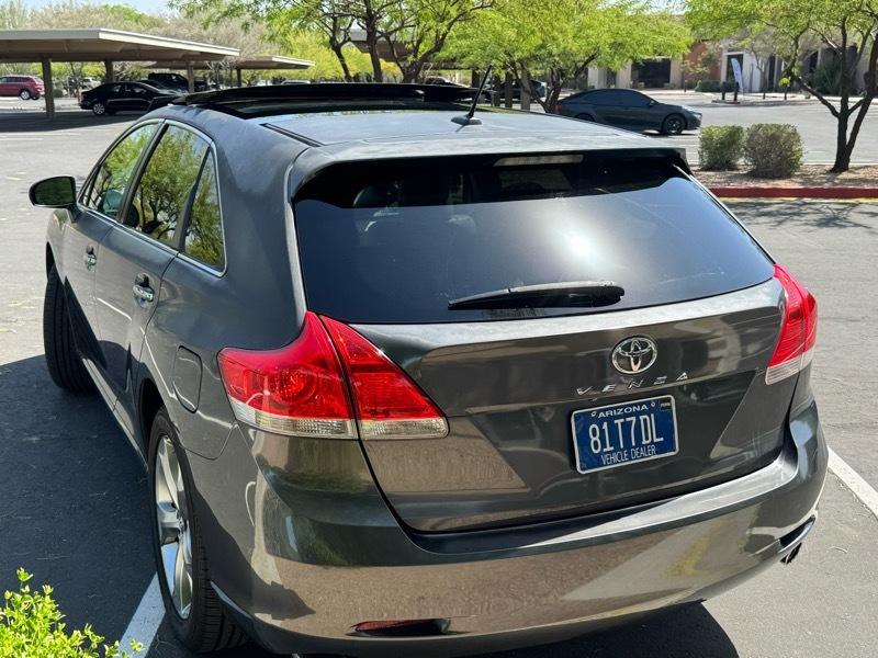 Toyota Venza FWD V6 2010