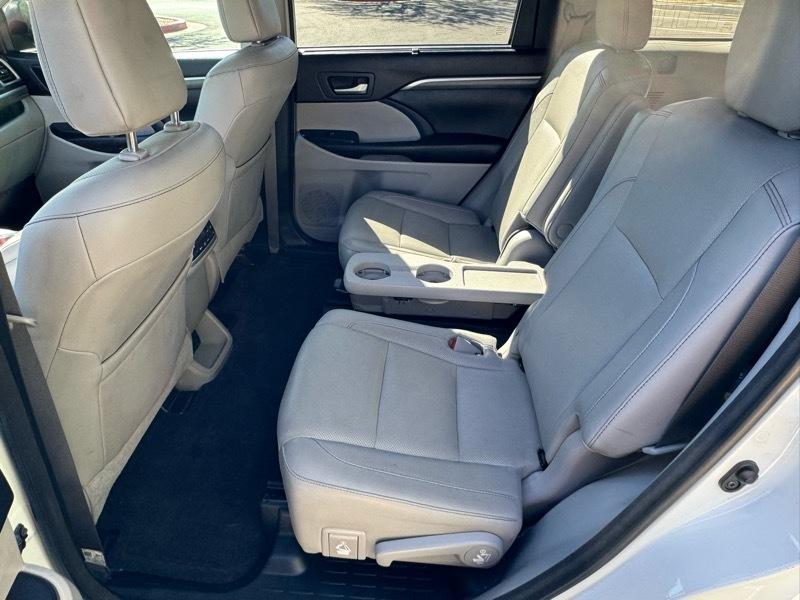 Toyota Highlander Limited Platinum AWD V6 2018